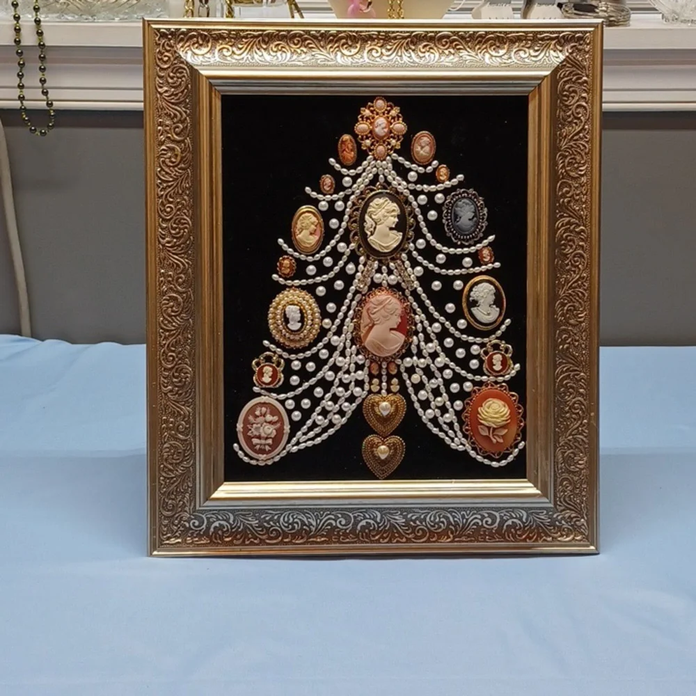 Cameo Family Tree Picture Art.. Artisan - Picture 7 of 7